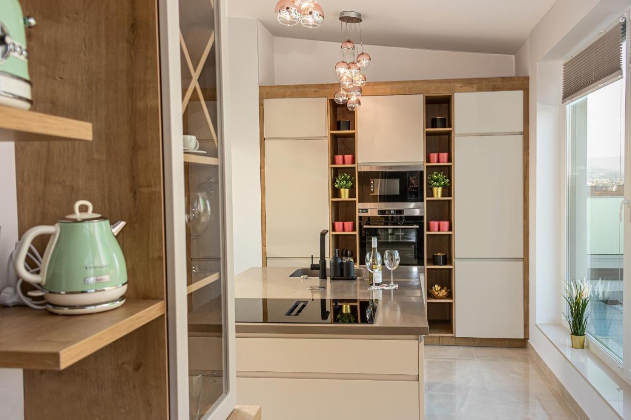 Centropolitan Penthouse #Jacuzzi #Freeparking Apartment Budapest Luaran gambar